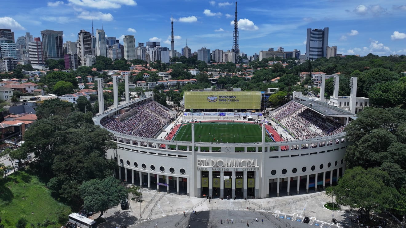 Capa do artigo: Como chegar e voltar do Pacaembu no show do aespa